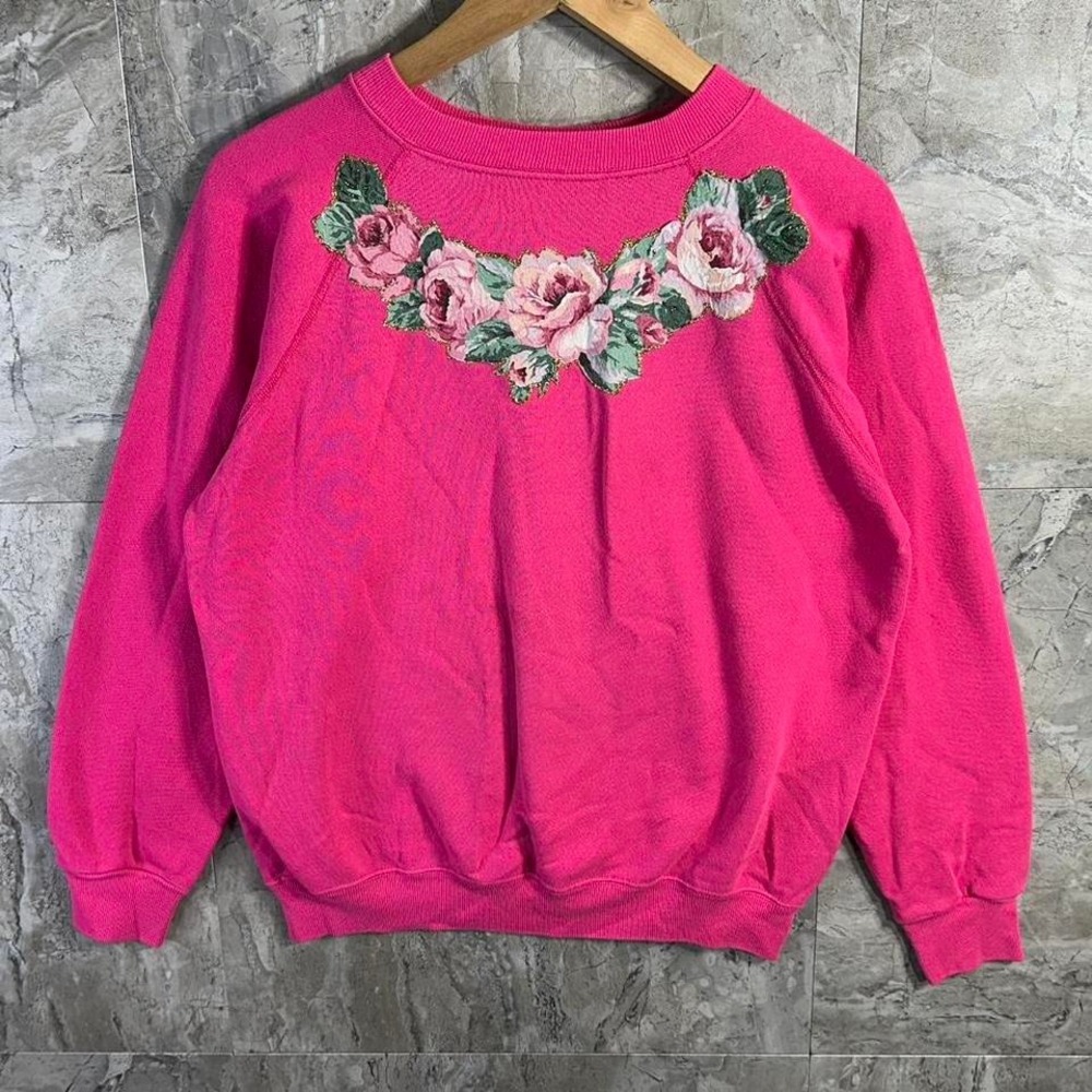 Vintage 90s Hanes HerWay Pink floral embroidered crewneck sweatshirt Woman Large